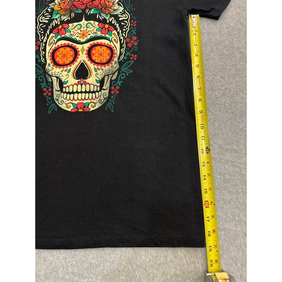 Women’s Sugar Skull Graphic T-Shirt – Size Small – Excellent Condition - Picture 3 of 5